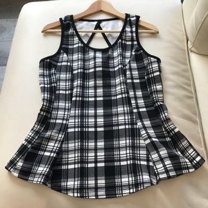 Checker Top